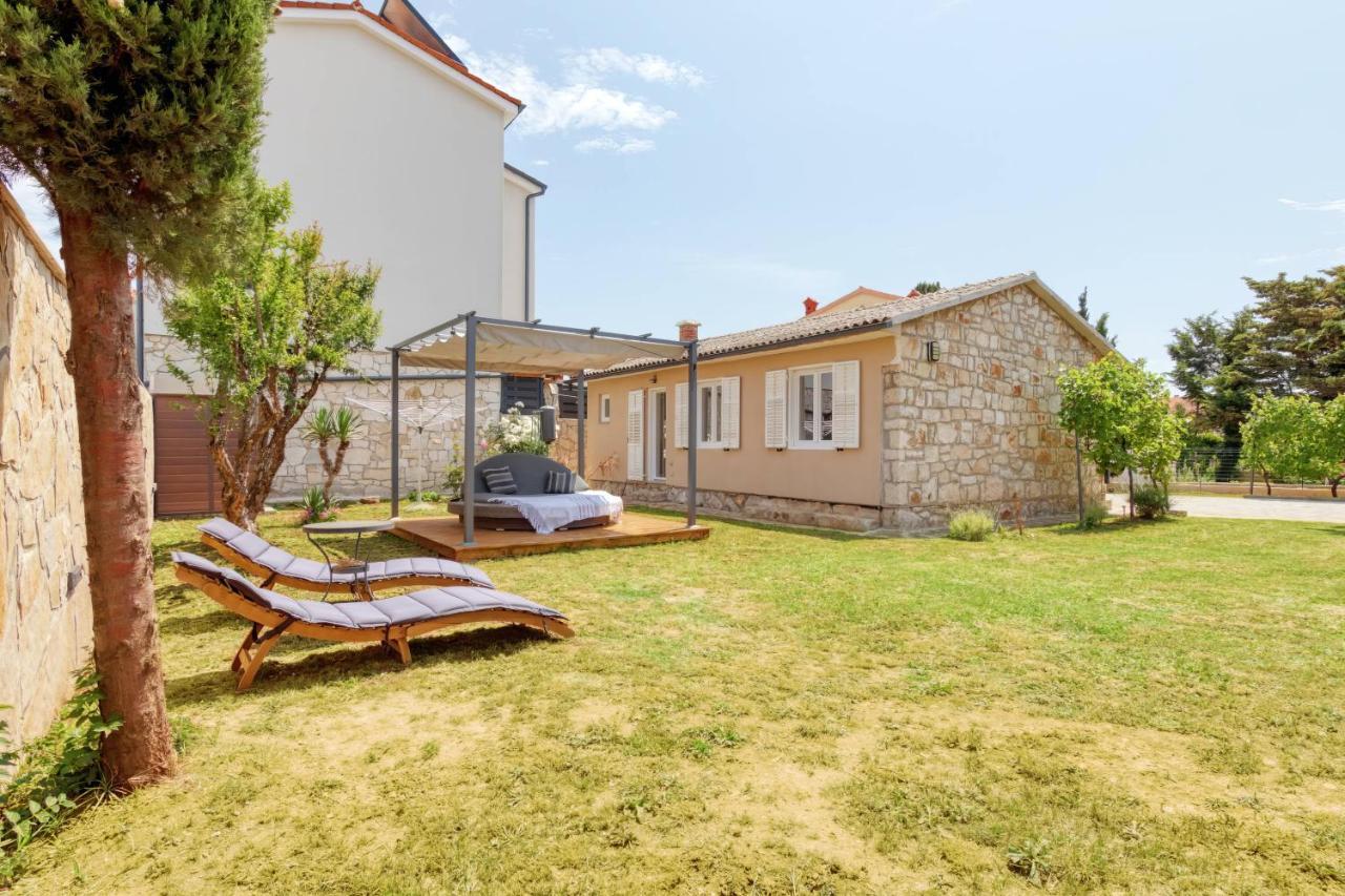 Holiday House "Laurus Garden" With Private Parking Medulin Exteriér fotografie